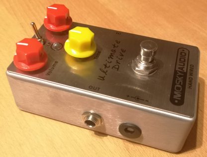 Mosky Audio Ultimate Drive overdrive effects pedal left side