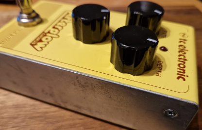 tc electronic Afterglow Chorus effects pedal right side