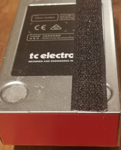 tc electronic Nether Octaver effects pedal bottom side