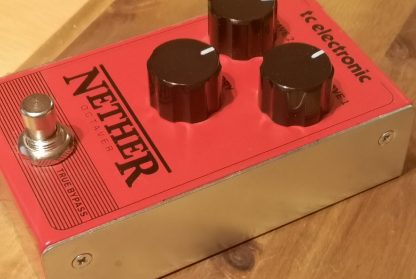 tc electronic Nether Octaver effects pedal right side