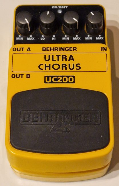 Behringer UC200 Ultra Chorus effects pedal