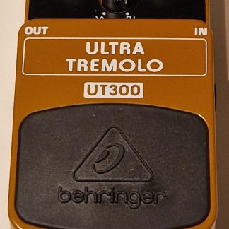 Behringer UT300 Ultra Tremolo effects pedal
