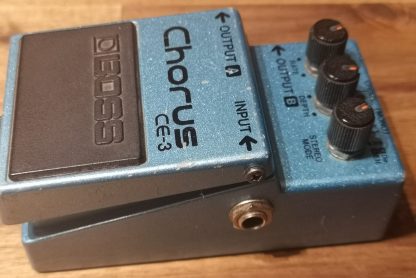 BOSS CE-3 Chorus effects pedal right side