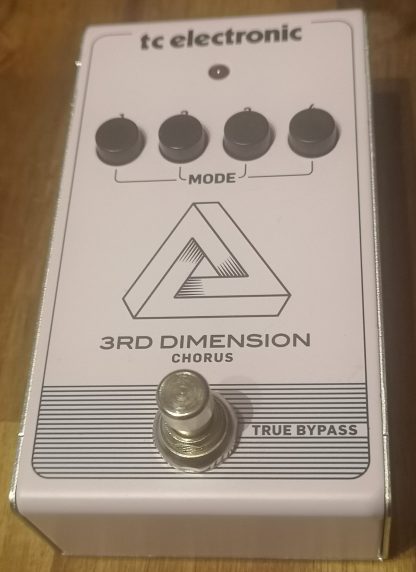 tc electronic 3rd Dimension Chorus effects pedal