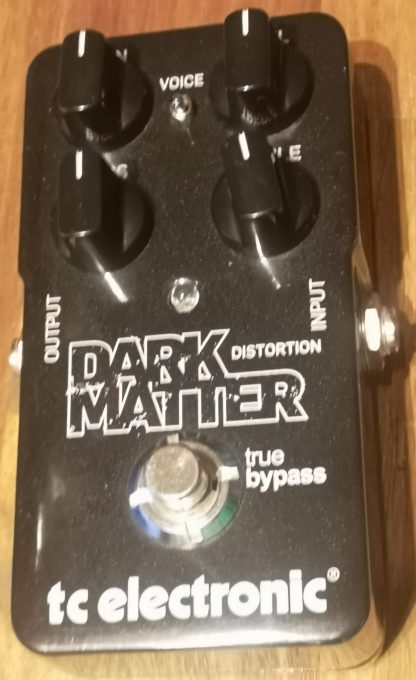 tc electronic Dark Matter Distortion effects pedal
