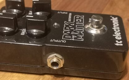 tc electronic Dark Matter Distortion effects pedal left side