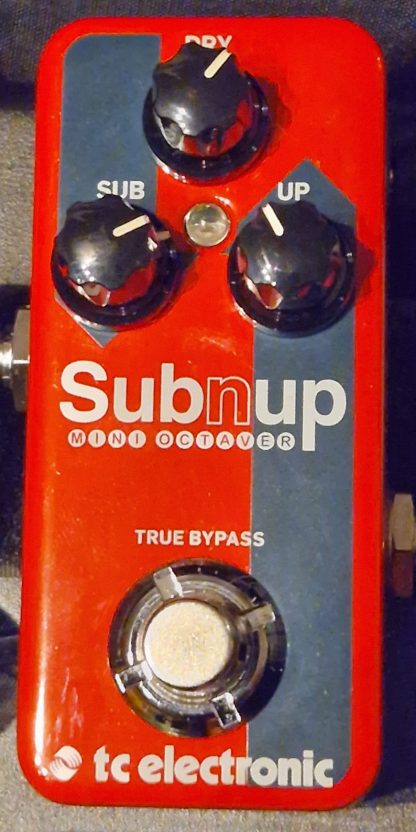 tc electronic Sub'n'up Mini Octaver octave effects pedal