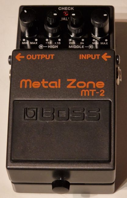 BOSS MT-2 Metal Zone distortion effects pedal