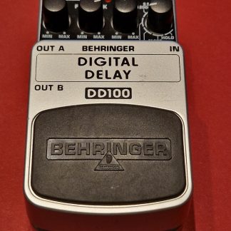 Behringer Digial Delay DD100 effects pedal