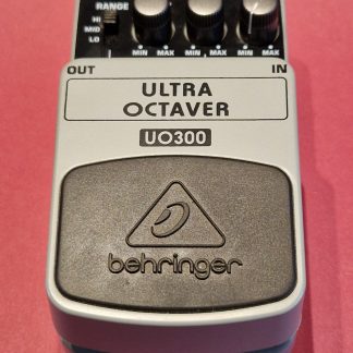 Behringer UO300 Ultra Octaver effects pedal
