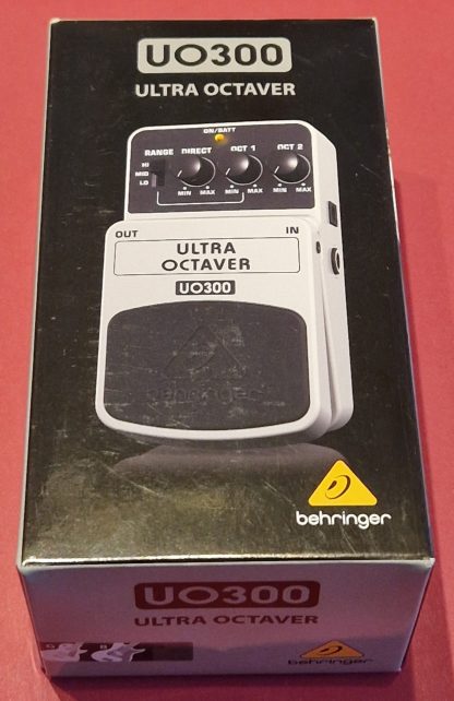 Behringer UO300 Ultra Octaver effects pedal box