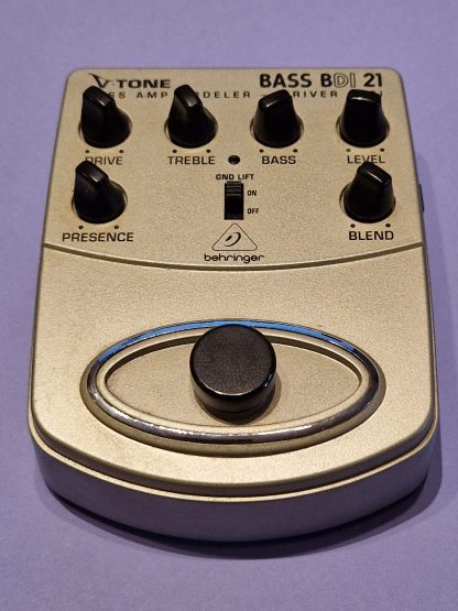 Behringer V-Tone Bass BDI-21 bass preamp pedal