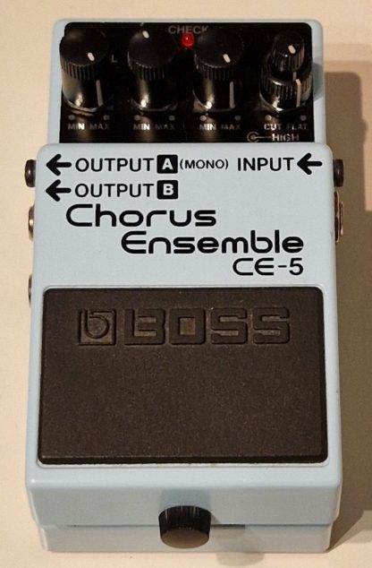 BOSS CE-5 Chorus Ensemble effects pedal