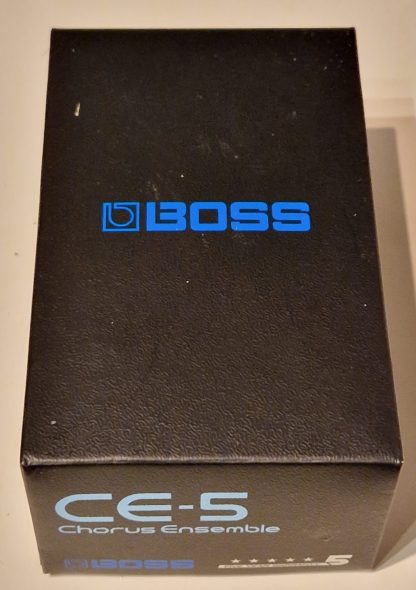 BOSS CE-5 Chorus Ensemble effects pedal Box (new version)