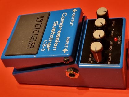 BOSS CS-3 Compression Sustainer effects pedal right side