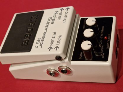 BOSS NS-2 Noise Suppressor pedal right side