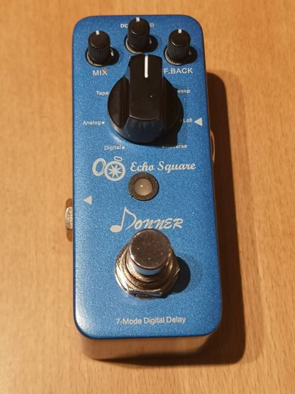Donner Echo Square Digital Delay effects pedal