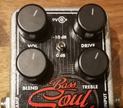 electro-harmonix Bass Soul Food Overdrive effects pedal controls
