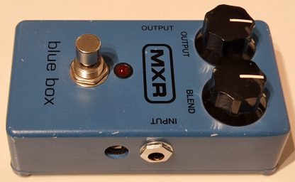 MXR Blue Blox fuzz octave effects pedal right side