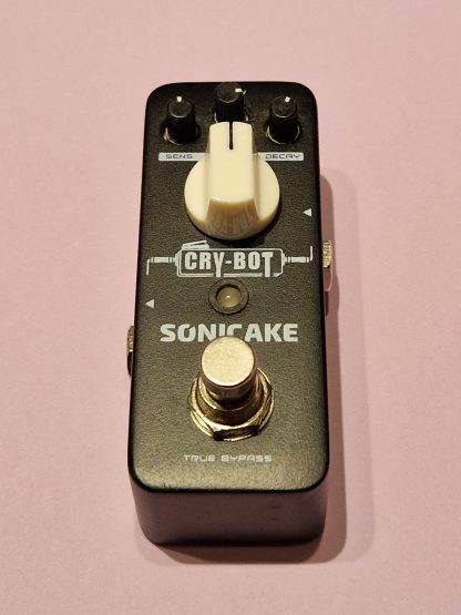 Sonicake Cry Bot auto-wah effects pedal