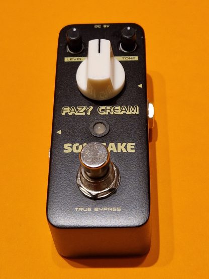 Sonicake Fazy Cream fuzz effects pedal