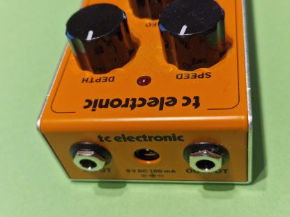 tc electronic Choka Tremolo effects pedal controls