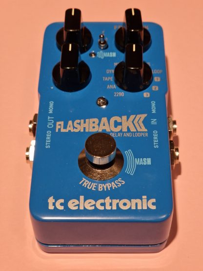 tc electronic Flashback II Delay and Looper effects pedal