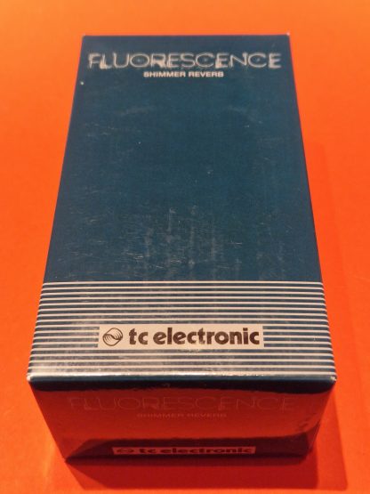 tc electronic Fluorescence Shimmer Reverb box