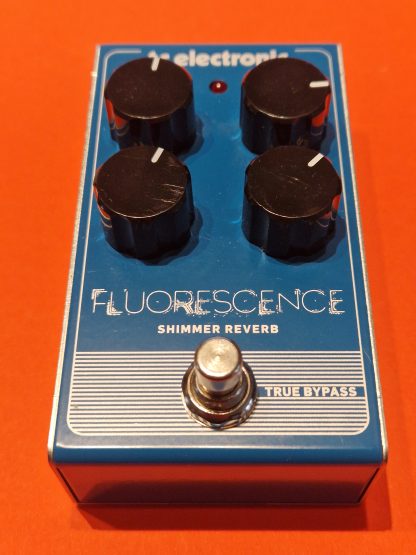 tc electronic Fluorescence Shimmer Reverb effects pedal