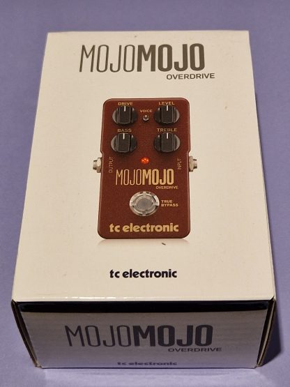tc electronic MojoMojo Overdrive effects pedal box