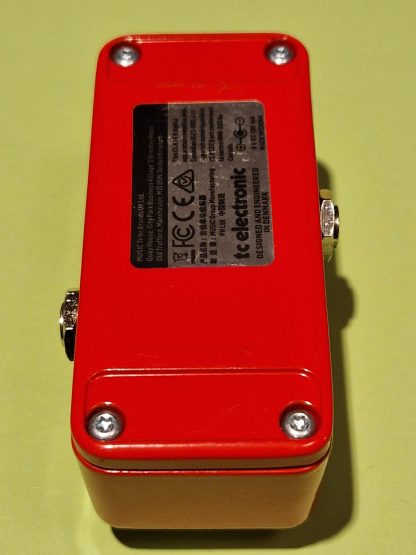 tc electronic Sub'n'up Mini Octaver effects pedal bottom side