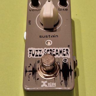 Xvive V4 Fuzz Screamer effects pedal
