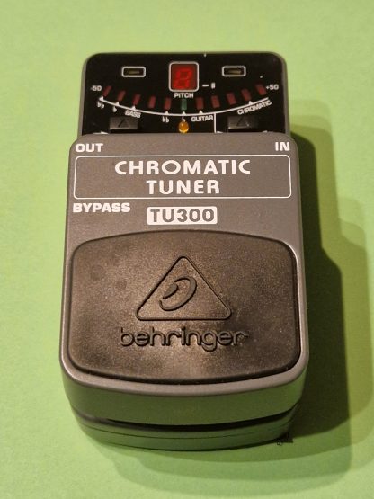 Behringer TU300 Chromatic Tuner pedal