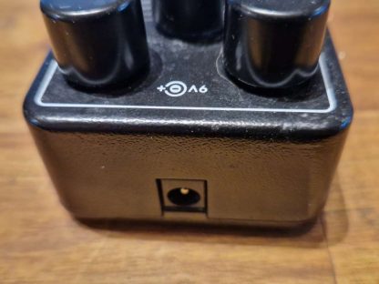 electro-harmonix The Silencer noisegate pedal top side