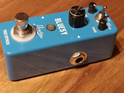 Rowin Bluesy overdrive effects pedal right side