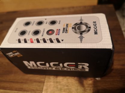 Mooer Tone Capture effects pedal box