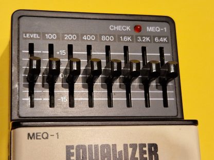 Arion Equalizer effects pedal controls