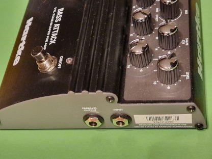 Hartke Bass Attack Bass Preamp pedal right side