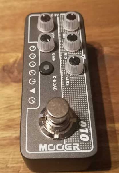 Mooer 010 Two Stone preamp effects pedal