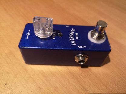 Mosky Audio Fuzzface BC108 fuzz effects pedal left side