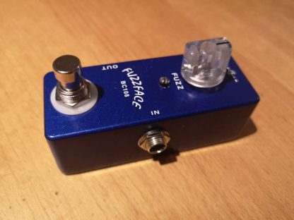 Mosky Audio Fuzzface BC108 fuzz effects pedal right side