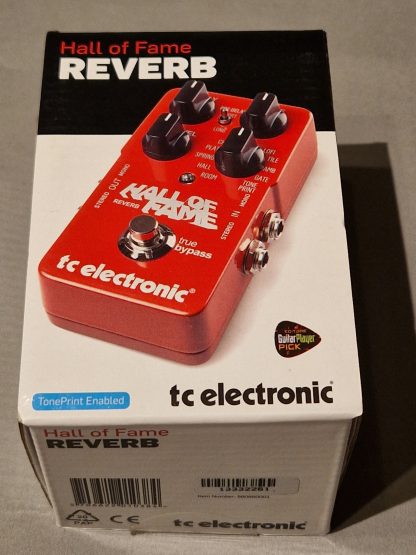 tc electronic Hall of Fame Reverb effects pedal box
