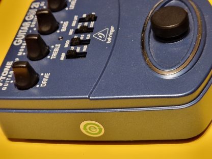 Behringer V-Tone Guitar Amp Modeler GDDI 21 preamp pedal left side