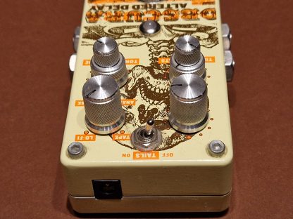 Digitech Obscura Altered Delay effects pedal top side