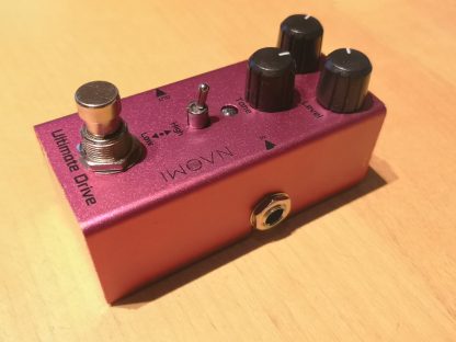 NAOMI Ultimate Drive overdrive effects pedal right side