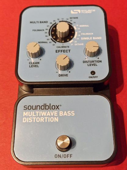 Source Audio Soundblox Multiwave Bass Distortion effects pedal