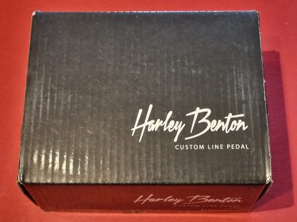 Harley Benton Custom Line CH-5 Chorus effects pedal box