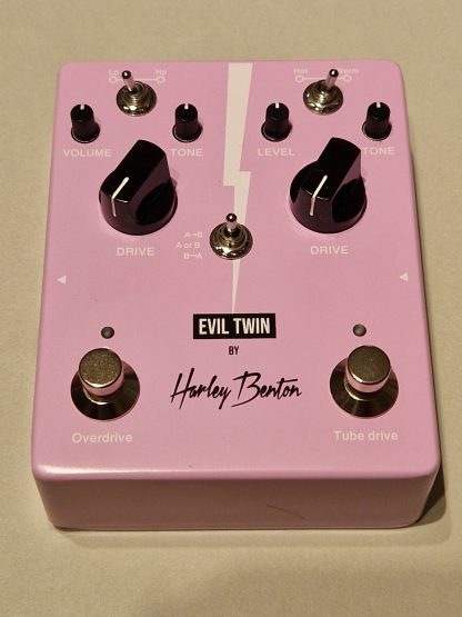 Harley Benton Evil Twin double overdrive effects pedal.
