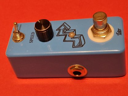 iSET PD-12 Phaser effects pedal left side