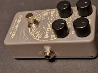 electro-harmonix Ripped Speaker fuzz effects pedal right side